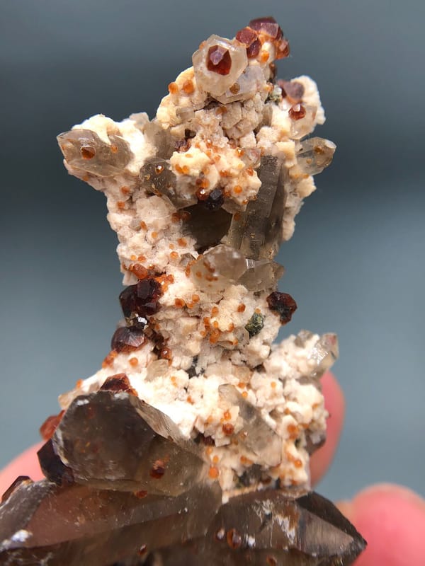 Quartz from Fujian, China, individual mineral specimen view 2