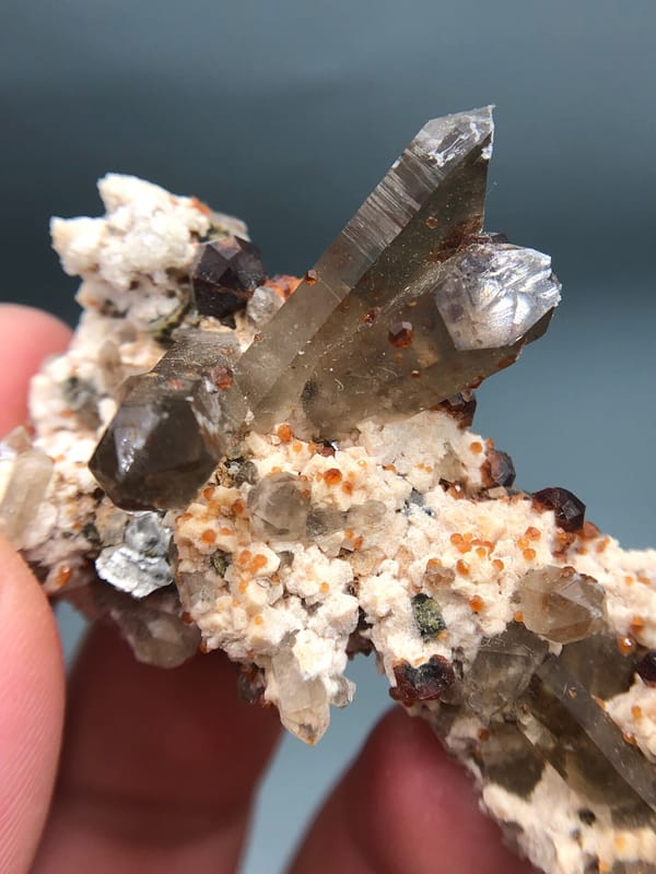 Quartz from Fujian, China, individual mineral specimen view 7