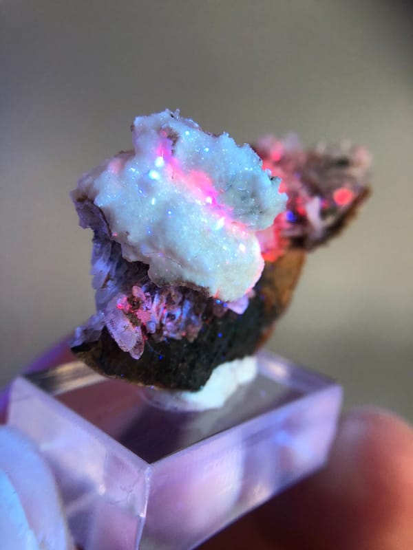Gypsum from Guizhou, China, individual mineral specimen view 8