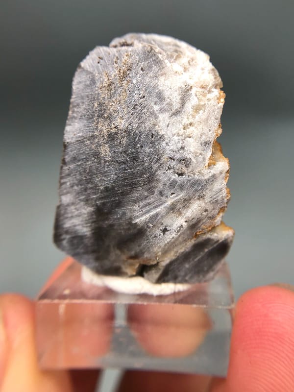 Creedite from Guizhou, China, individual mineral specimen view 8