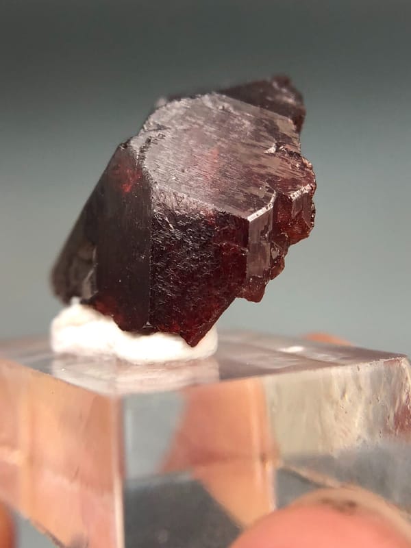 Garnet from Pakistan, individual mineral specimen view 5