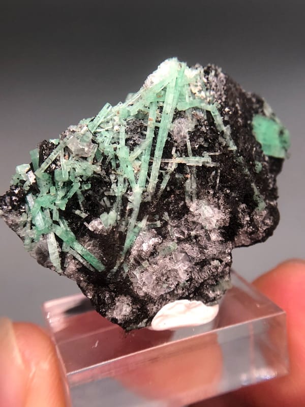Emerald from Yunnan, China, individual mineral specimen view 5