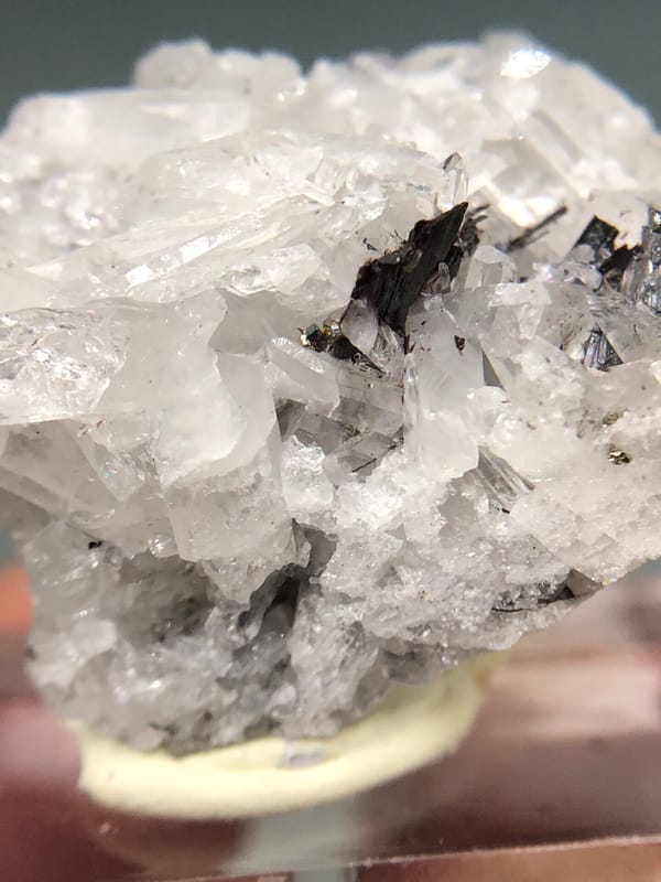 Hubnerite from Guangxi, China, individual mineral specimen view 4