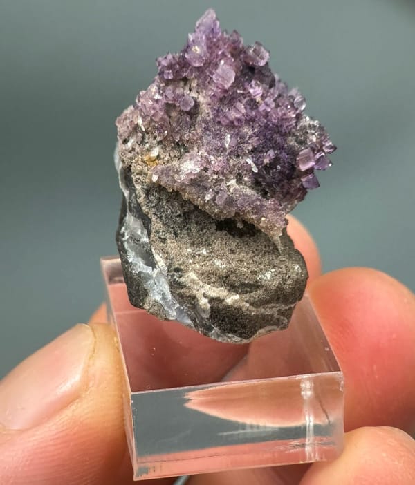 Yttrofluorite from Guizhou, China, individual mineral specimen view 5