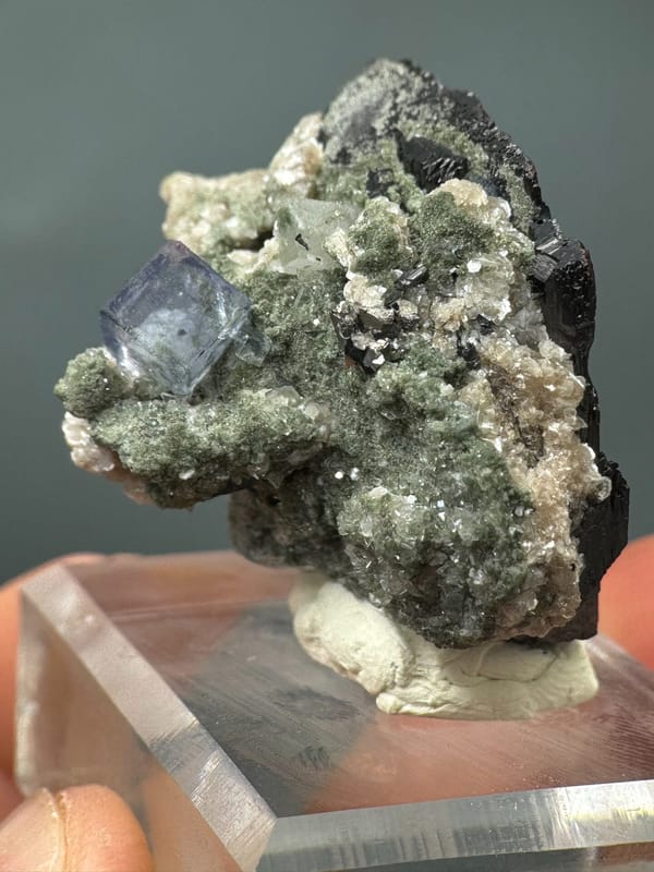 Wolframite from Yaogangxian Mine, Yizhang Co., Hunan, China, individual mineral specimen view 4