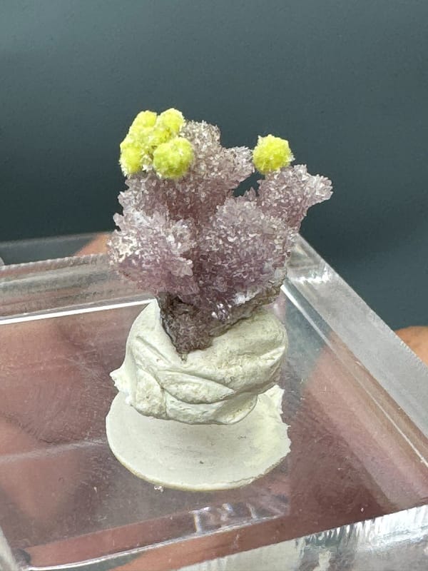 Creedite from Guizhou, China, individual mineral specimen view 1