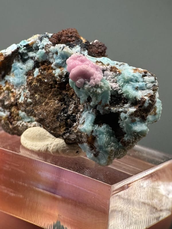 Unverified calcium aluminum silicate from Yunnan, China, individual mineral specimen view 4