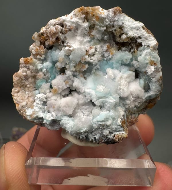 Gibbsite from Guizhou, China, individual mineral specimen view 1