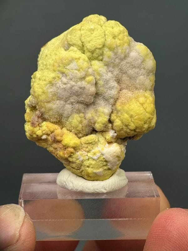 Creedite from Guizhou, China, individual mineral specimen view 1