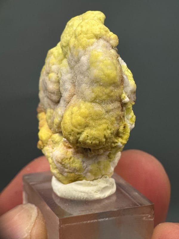 Creedite from Guizhou, China, individual mineral specimen view 4