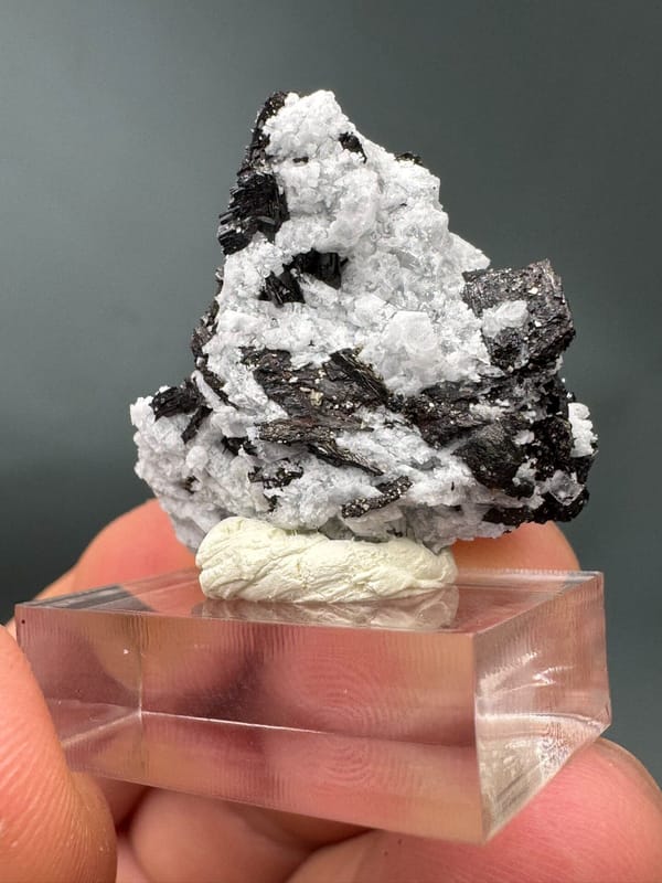 Fluorite from Yaogangxian Mine, Yizhang Co., Hunan, China, individual mineral specimen view 1