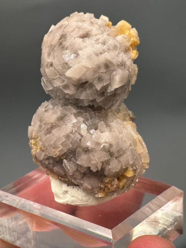 Creedite from Guizhou, China, individual mineral specimen view 3