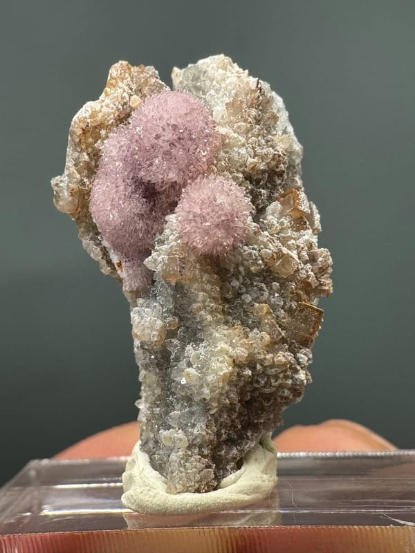 Creedite from Guizhou, China, individual mineral specimen view 2