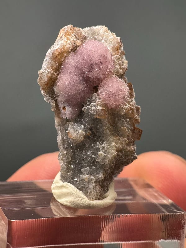 Creedite from Guizhou, China, individual mineral specimen view 5