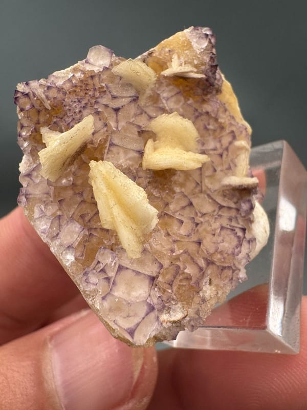 Baryte from Guizhou, China, individual mineral specimen view 3