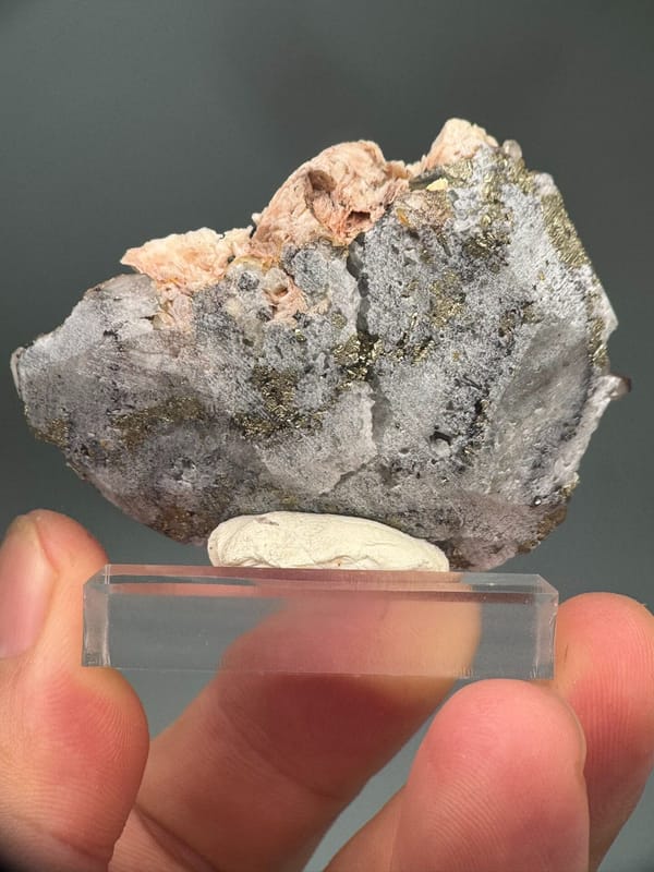 Quartz from Jiangxi, China, individual mineral specimen view 8