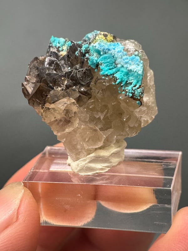 Gibbsite from Guizhou, China, individual mineral specimen view 1