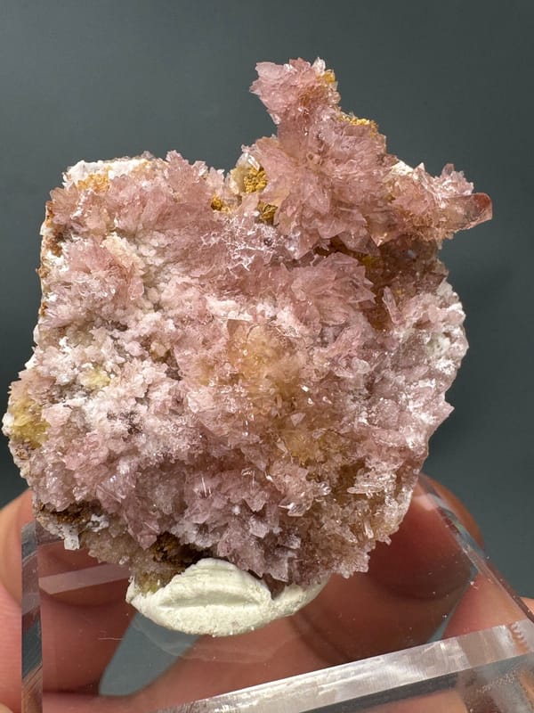 Creedite from Guizhou, China, individual mineral specimen view 5
