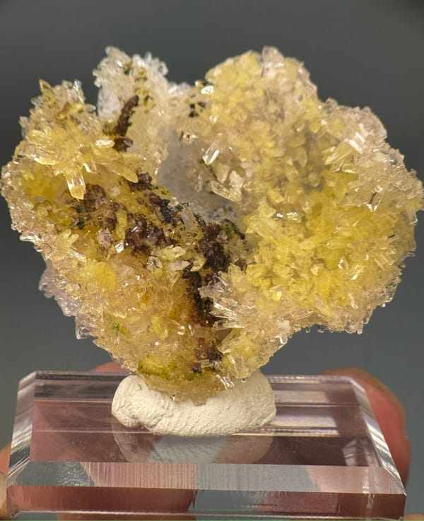 Creedite from Guizhou, China, individual mineral specimen view 1