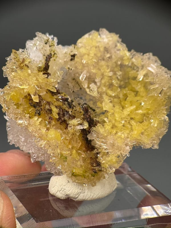 Creedite from Guizhou, China, individual mineral specimen view 2