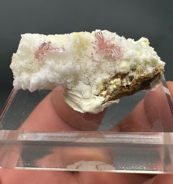 Creedite from Guizhou, China, individual mineral specimen view 1
