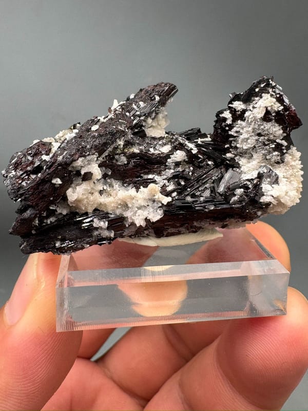 Hubnerite from Yaogangxian Mine, Yizhang Co., Hunan, China, individual mineral specimen view 6