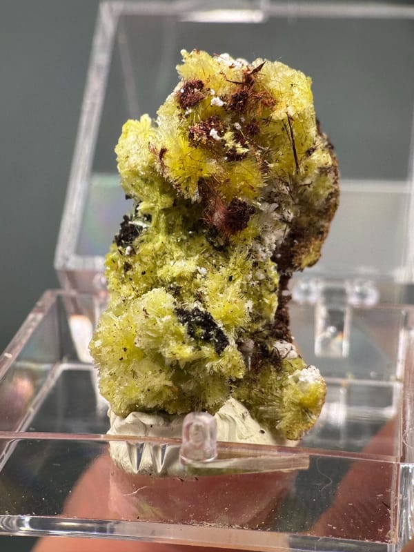 Carlhintzeite from Guizhou, China, individual mineral specimen view 1