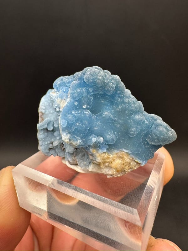 Plumbogummite from Guangxi, China, individual mineral specimen view 3