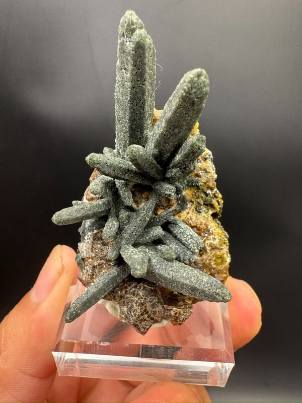 Quartz from Inner Mongolia, China, individual mineral specimen view 1