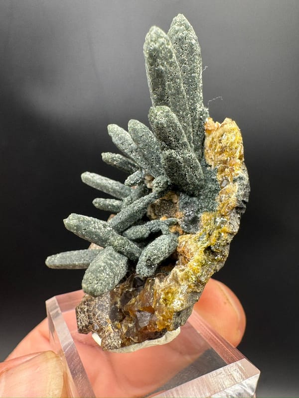 Quartz from Inner Mongolia, China, individual mineral specimen view 6