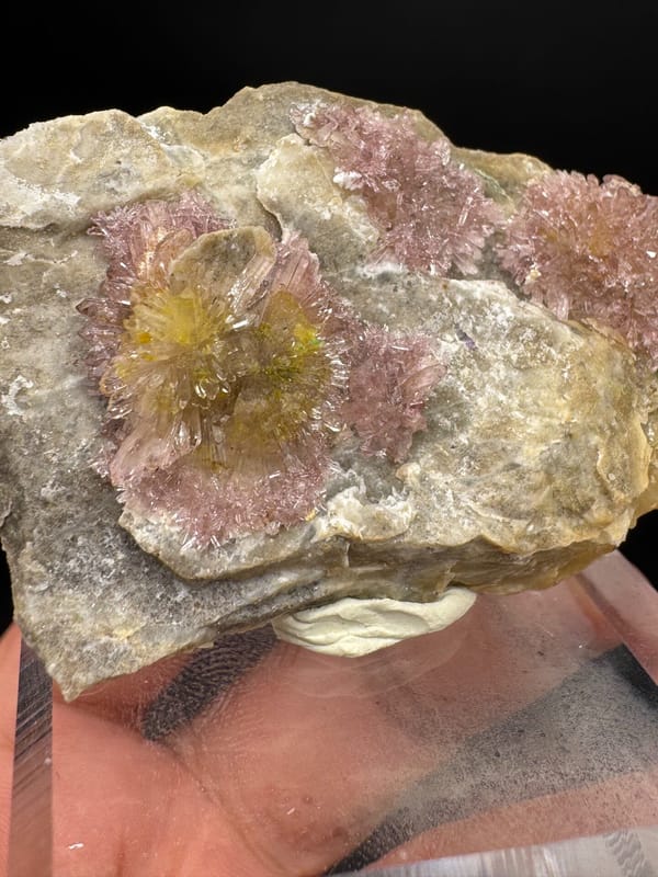 Creedite from Guizhou, China, individual mineral specimen view 2