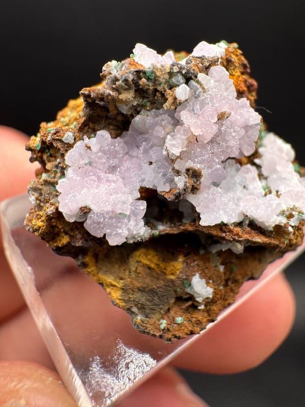 Smithsonite from Yunnan, China, individual mineral specimen view 1
