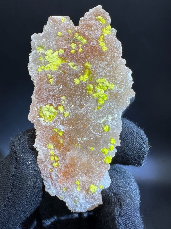 Gypsum from Qinglong Co., Guizhou, China, individual mineral specimen view 1