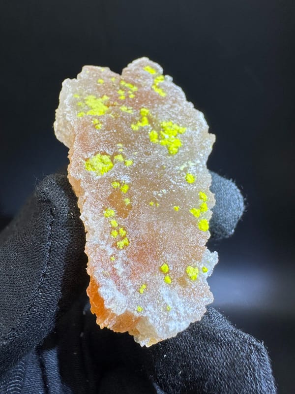 Gypsum from Qinglong Co., Guizhou, China, individual mineral specimen view 4