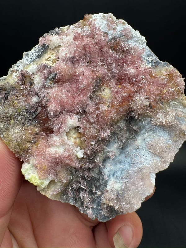 Creedite from Guizhou, China, individual mineral specimen view 1