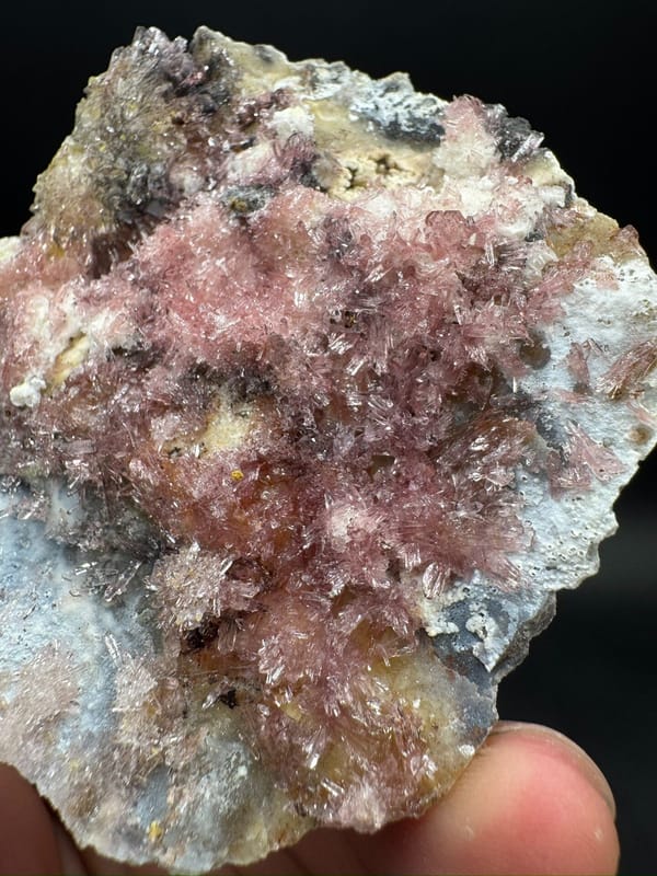 Creedite from Guizhou, China, individual mineral specimen view 8
