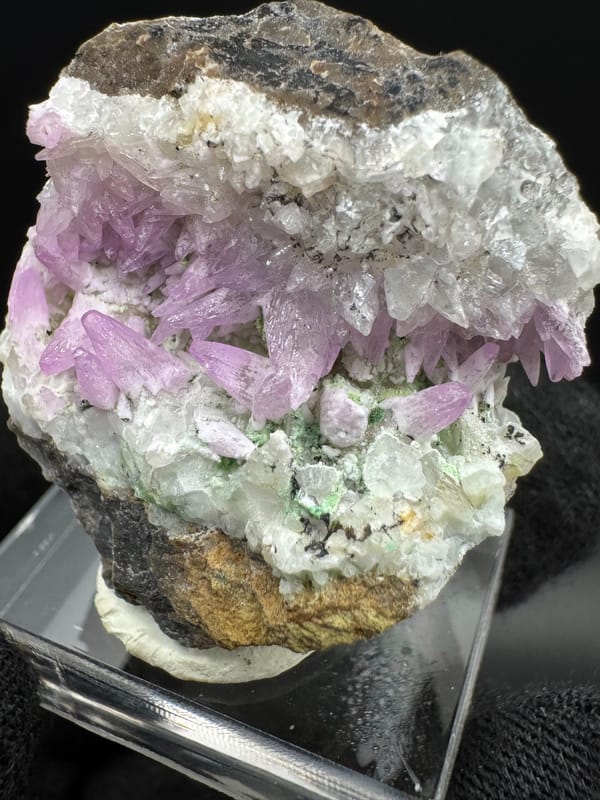 Cobaltoan calcite from Yunnan, China, individual mineral specimen view 5