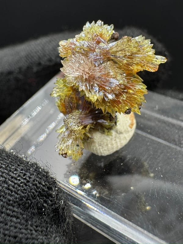 Creedite from Guizhou, China, individual mineral specimen view 2
