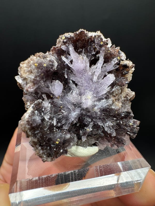 Creedite from Guizhou, China, individual mineral specimen view 5