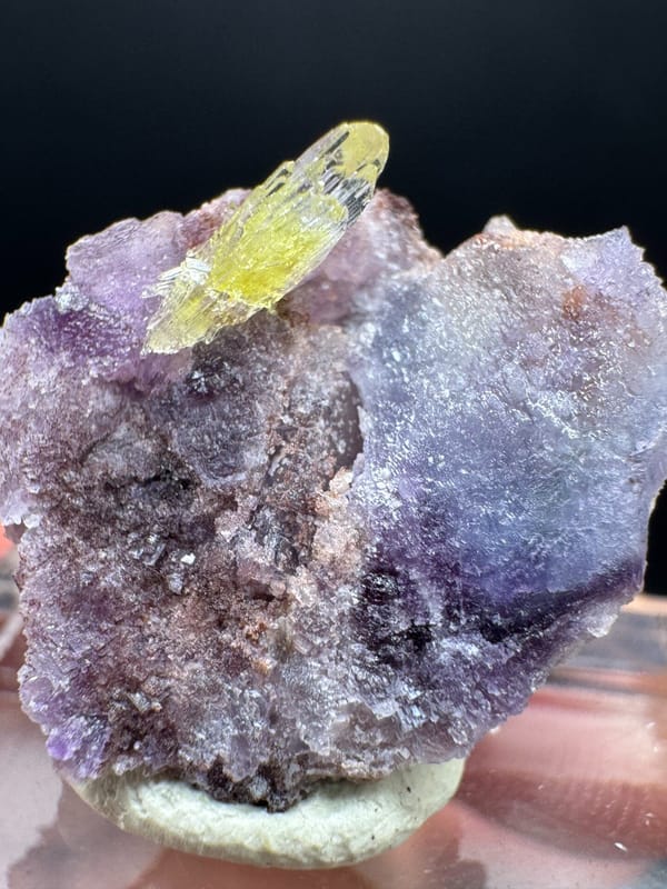 Creedite from Qinglong Co., Guizhou, China, individual mineral specimen view 2