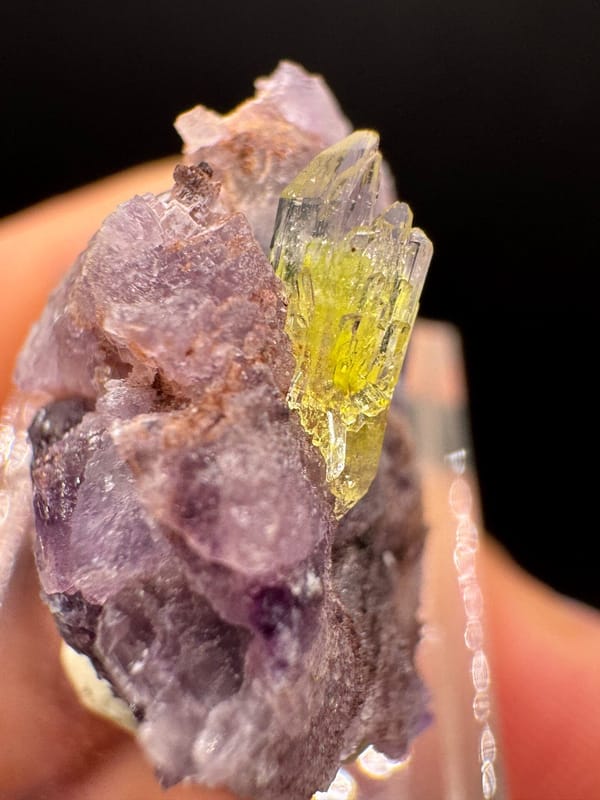 Creedite from Qinglong Co., Guizhou, China, individual mineral specimen view 8