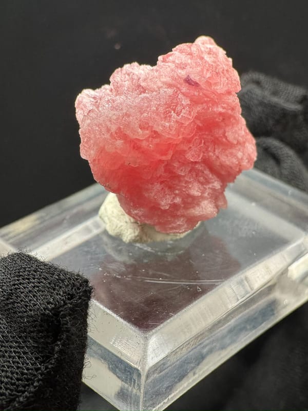 Rhodochrosite from Guangxi, China, individual mineral specimen view 6