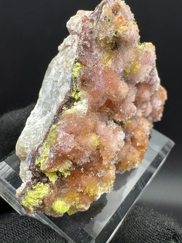 Creedite from Guizhou, China, individual mineral specimen view 6