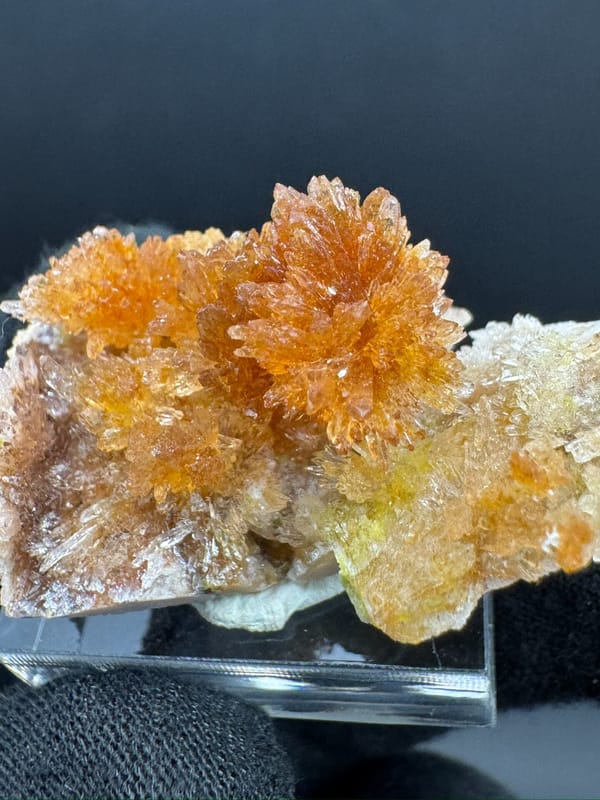 Creedite from Guizhou, China, individual mineral specimen view 1