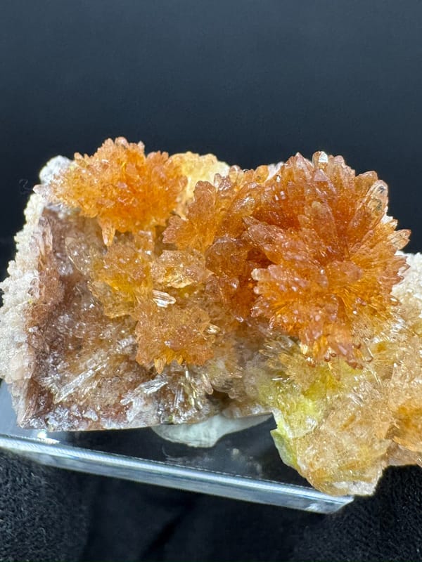 Creedite from Guizhou, China, individual mineral specimen view 9