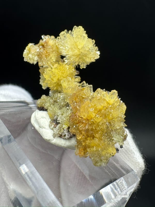 Creedite from Guizhou, China, individual mineral specimen view 3