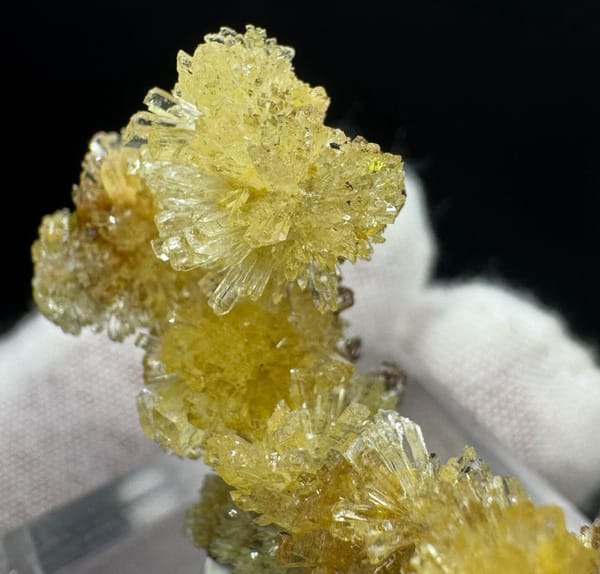 Creedite from Guizhou, China, individual mineral specimen view 7