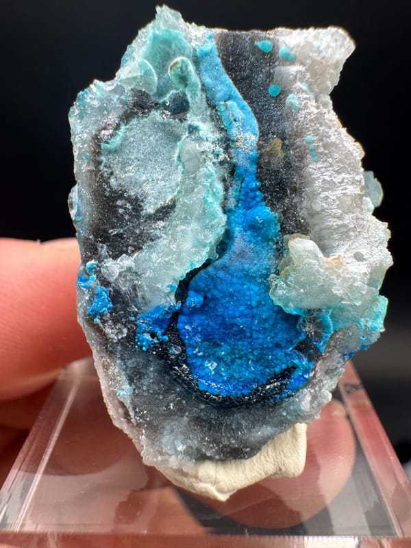 Gibbsite from Guizhou, China, individual mineral specimen view 1