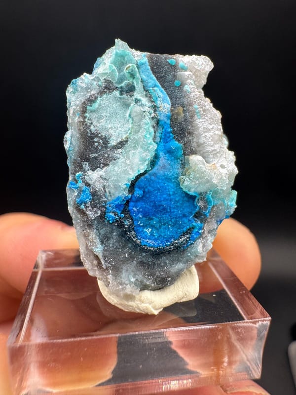 Gibbsite from Guizhou, China, individual mineral specimen view 3