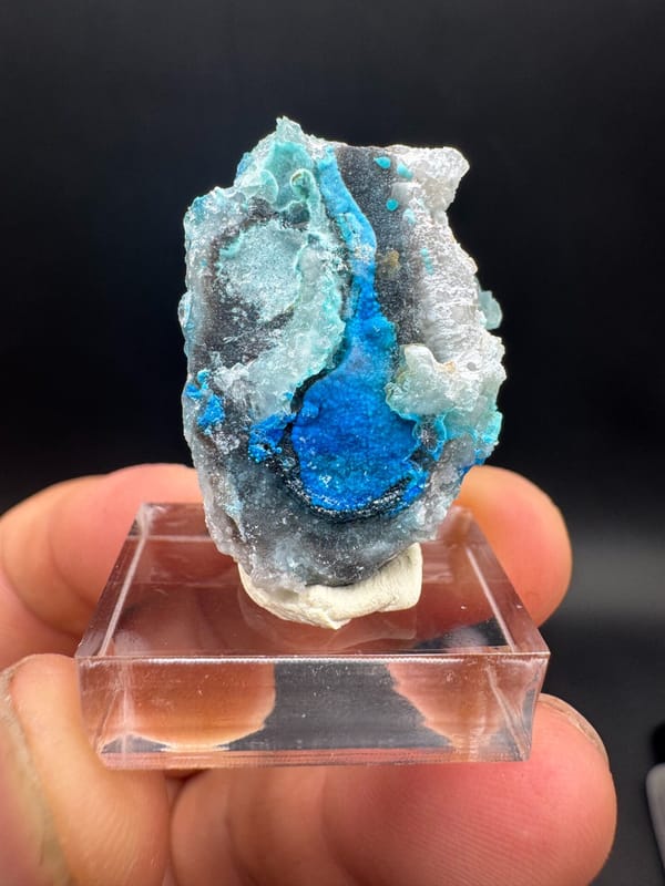 Gibbsite from Guizhou, China, individual mineral specimen view 5